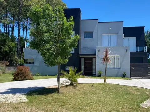 CASA ALQUILER PINAMAR PISCINA TEMPORADA VERANO