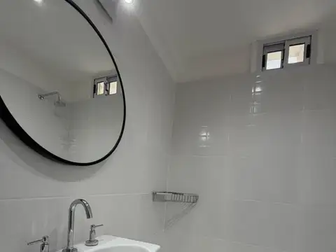 Av Santa Fe 5000, Piso 8