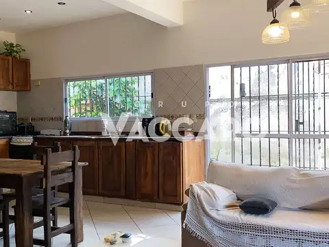Casa en Venta en Castelar, USD 89.000