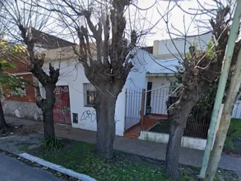 Casa de 3 amb. con jardín y garaje en venta | Berazategui