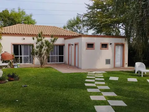 Casa en Venta con 7 cocheras