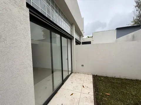 Depto Tipo Casa en Venta de 2 ambientes