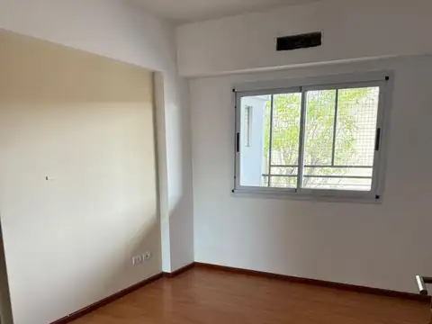 Departamento en Alquiler en Mataderos, $ 1.050.000
