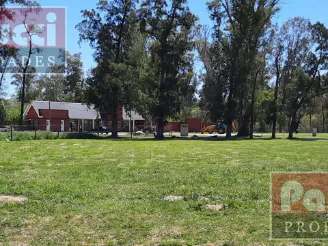 Terreno en Venta 20  mts Frente