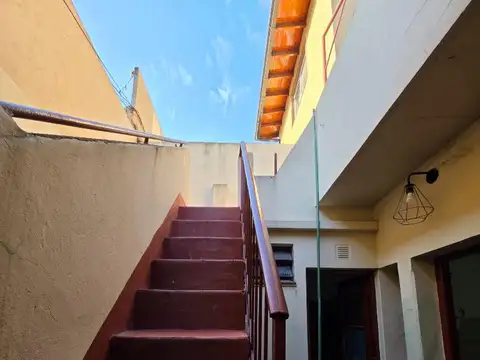 Depto Tipo Casa en Alquiler de Monoambiente
