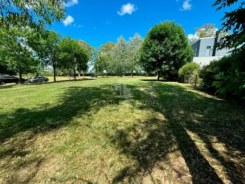 Terreno / Lote en venta de 941m2 ubicado en La Reserva Cardales