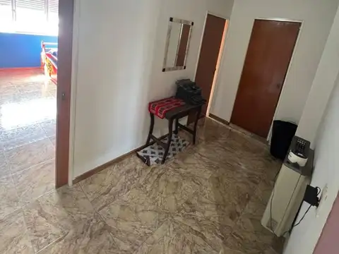 Casa 5 ambientes con 4 baños