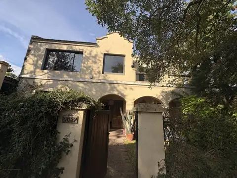 Casa en Alquiler de 3 dormitorios