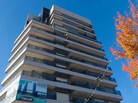 Av. del Valle al 2700