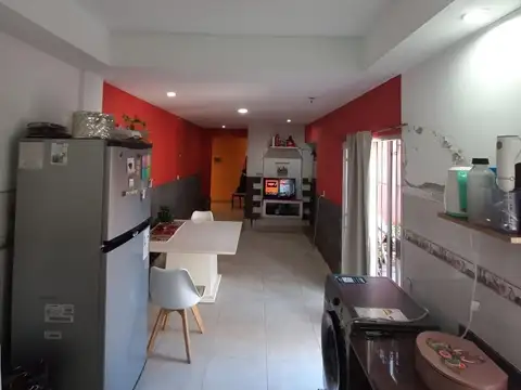 Depto Tipo Casa en Venta de 4 dormitorios