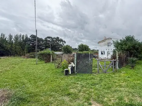 Casa 2 ambientes con 2 baños