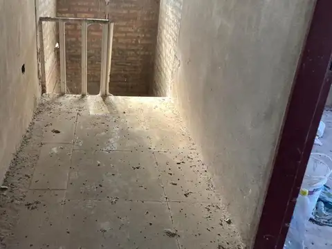 SE VENDE CASA A TERMIRAR EN SALSIPUEDES