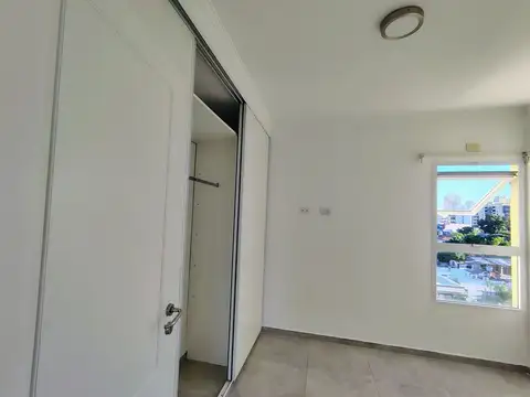 ALQUILER DOS AMBIENTES EN CASEROS