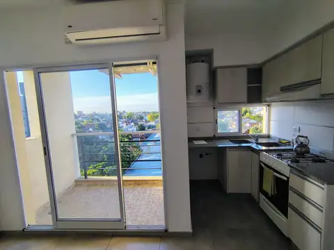 Departamento en Alquiler en Caseros, $ 580.000