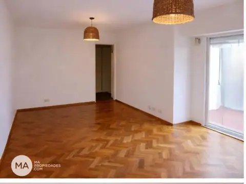 Departamento 2 dormitorios con patio en PB - Ituzaingo y San Martín - Abasto Rosario | Venta