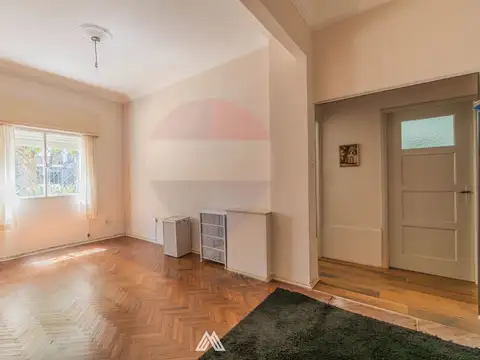 Venta Apartamento 2 Dormitorios y Patio en Pocitos