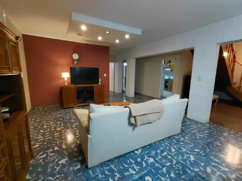 Casa en Venta en Luis Agote, USD 170.000