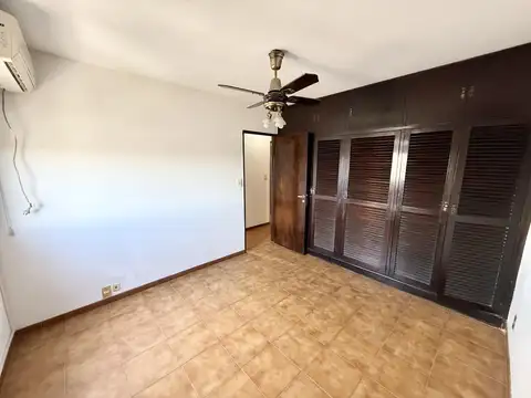 Departamento 4 ambientes en venta con vista abierta en Olivos