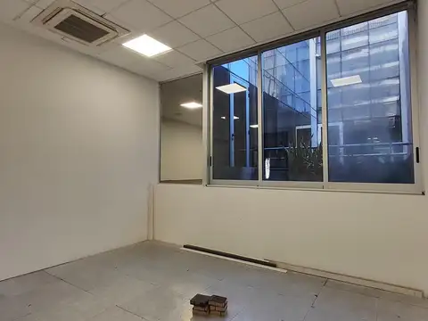 Oficina en Alquiler en Centro, USD 2.000