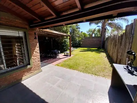 Casa en Funes, Barrio Los Solares, lote 300 m2, FINANCIACION.-