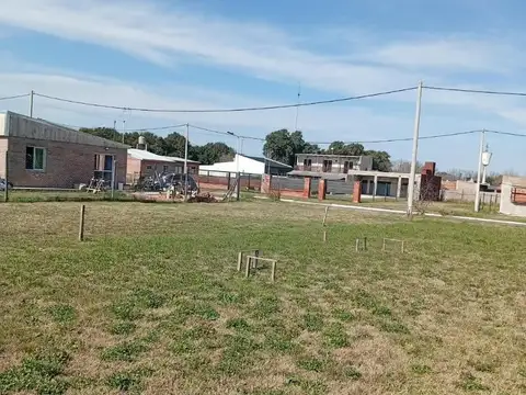 Terreno en Lucio V Lopez