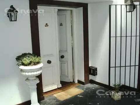 Casa 6 ambientes con 3 baños