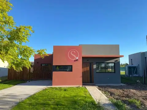 Casa  en Venta en San Sebastian, Escobar, G.B.A. Zona Norte