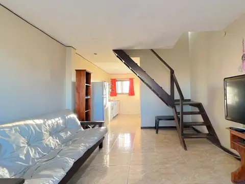 Depto Tipo Casa en Venta de 2 dormitorios