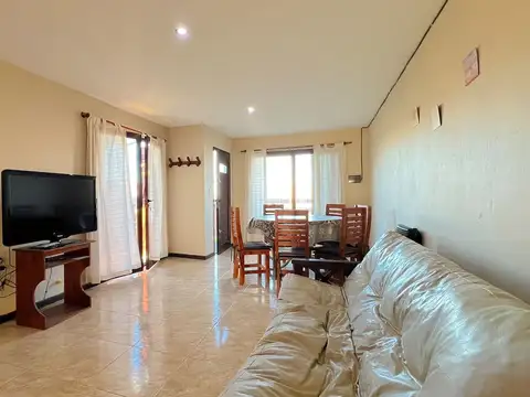 Depto Tipo Casa 3 ambientes con 1 baño