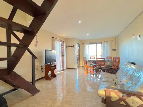 Depto Tipo Casa en Venta al Este