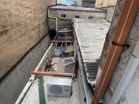 Avenida Carlos Calvo 1600