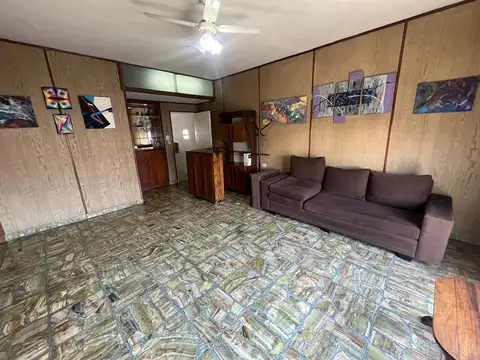 Casa - Venta - Argentina, La Matanza - florencio varela 2600