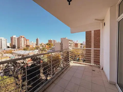 Departamento en Alquiler en Echesortu, $ 350.000