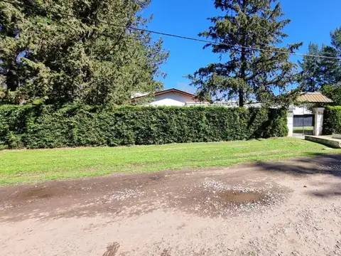 Casa 20 ambientes con 9 baños