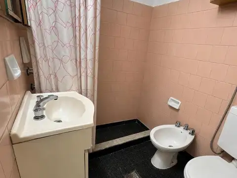 Depto Tipo Casa en Venta 66 años