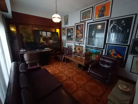 Casa 6 ambientes con 3 baños