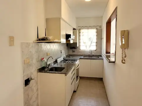 Presidente Roca 2300, Piso 1