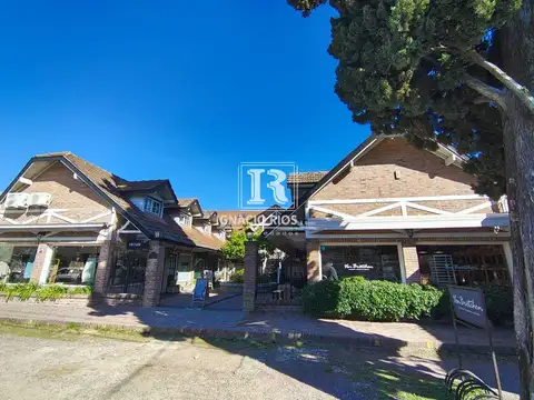 Local  en Alquiler en Lomas de San Isidro, San Isidro, G.B.A. Zona Norte