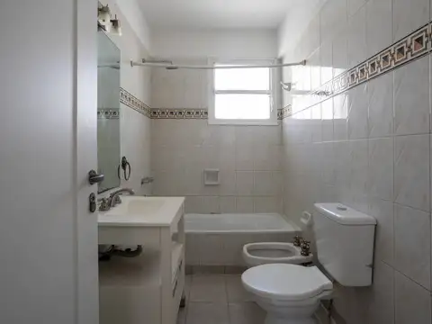 Arenales 2600, Piso 8