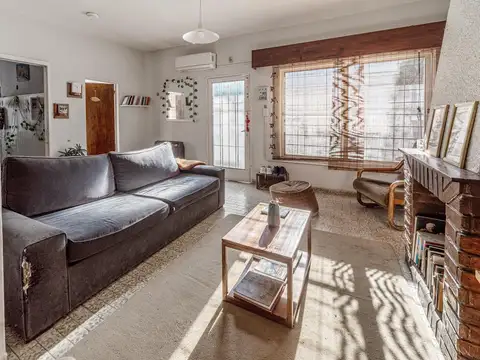 PH tres ambientes en venta en Malaver