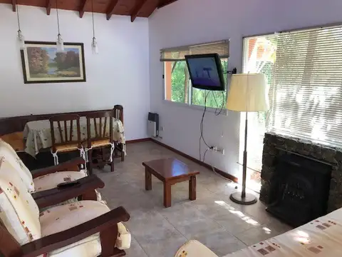 Casa 3 ambientes con 2 baños