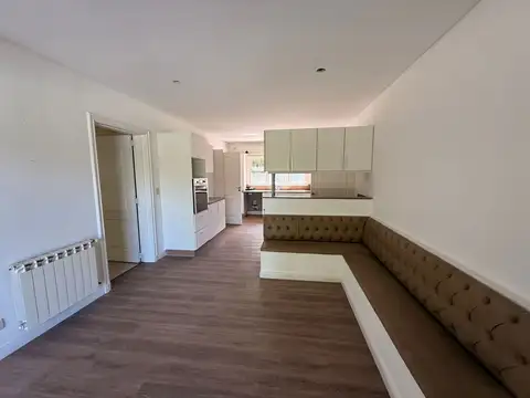 AYRES DEL PILAR  (   33893 ) 100