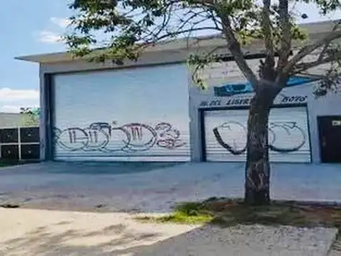 OPORTUNIDAD VENTA GALPON LOCAL CON OFICINAS MORENO