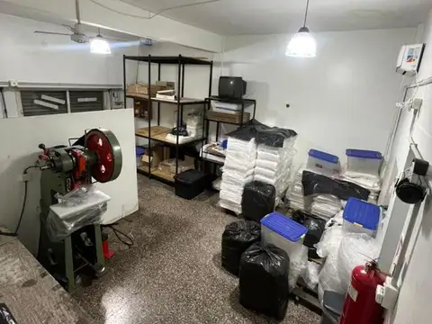 Local en Alquiler en Avellaneda, $ 650.000