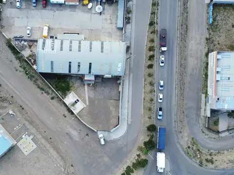 Galpón Comercial en Alquiler