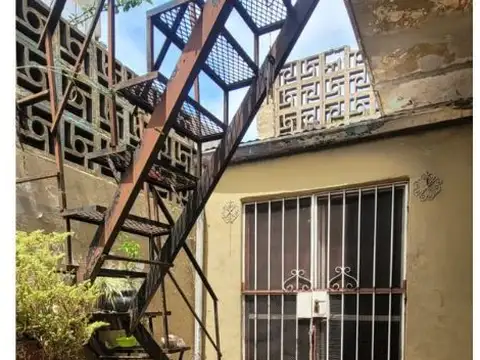 Manuel Obarrio 2400