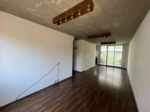 Monoambiente Amplio con Balcón, Cochera y Amenities en Palermo Hollywood