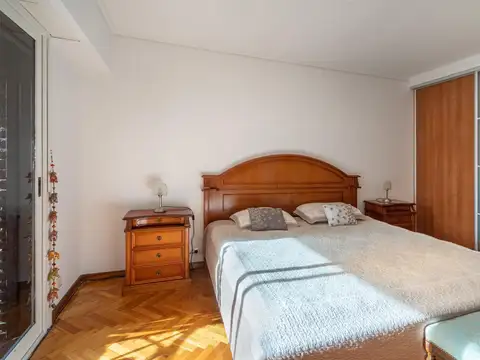 Departamento 6 ambientes con 4 baños