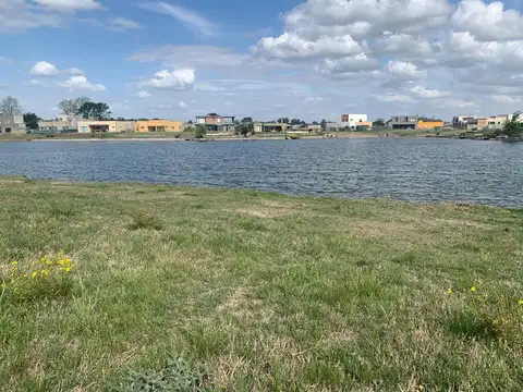 LOTE A LA LAGUNA EN VENTA, SAN SEBASTIAN, AREA 1