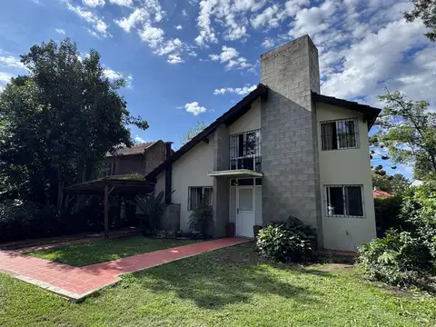 CASA BARRIO EL JAGUEL PILAR